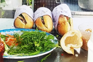 Bạn đã ăn bánh mì Nha Trang chưa?