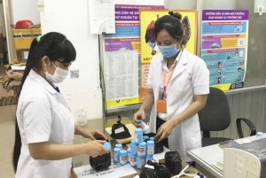 Không để thiếu thuốc điều trị HIV khi giãn cách