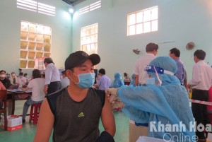 Đến 7 giờ ngày 9-10, Khánh Hòa có thêm 43 bệnh nhân mắc Covid-19 được điều trị khỏi bệnh