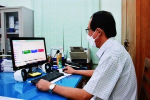 Gỡ khó cho dạy học trực tuyến