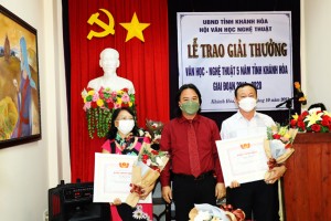 Trao giải thưởng Văn học - Nghệ thuật 5 năm cho 45 văn nghệ sĩ