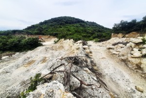 Ninh Hòa: Yêu cầu kiểm tra, xử lý ngay hành vi khai thác đất, cát trái phép ở mũi Dù - núi Cấm