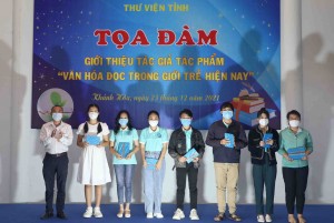 Tọa đàm về văn hóa đọc trong giới trẻ