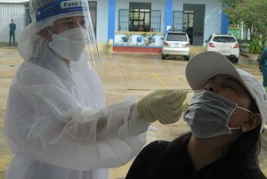 Từ 7 giờ đến 17 giờ ngày 6-1, Khánh Hòa ghi nhận thêm 593 ca dương tính với SARS-CoV-2