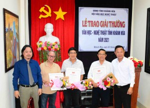 Trao Tặng thưởng Văn học - Nghệ thuật cho 15 tác giả