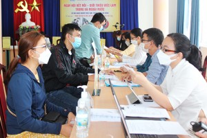 Thị trường lao động phục hồi