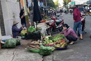 Nha Trang: Tái diễn chợ tự phát