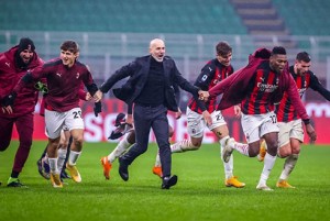 Serie A 2021 - 2022: Chức vô địch đang đến gần với AC Milan