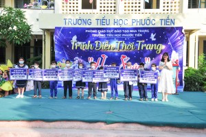 Trường Tiểu học Phước Tiến tổ chức trình diễn thời trang tuyên truyền bảo vệ môi trường