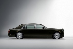 Mãn nhãn với vẻ đẹp mê muội của Rolls-Royce Phantom VIII Series II vừa ra mắt