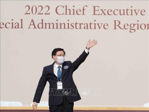 Ông Lý Gia Siêu nhận quyết định bổ nhiệm Trưởng Đặc khu Hong Kong (Trung Quốc)