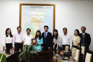 Tập đoàn Vingroup: Đề xuất tài trợ chương trình phổ cập tiếng Anh tại Khánh Hòa