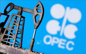 OPEC+ quyết định giữ nguyên chính sách sản lượng dầu