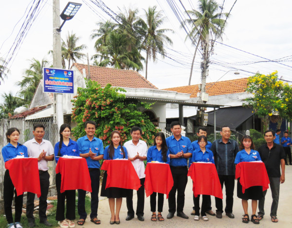 Huyện đoàn Vạn Ninh: Thực hiện 24 công trình thanh niên trong năm 2024