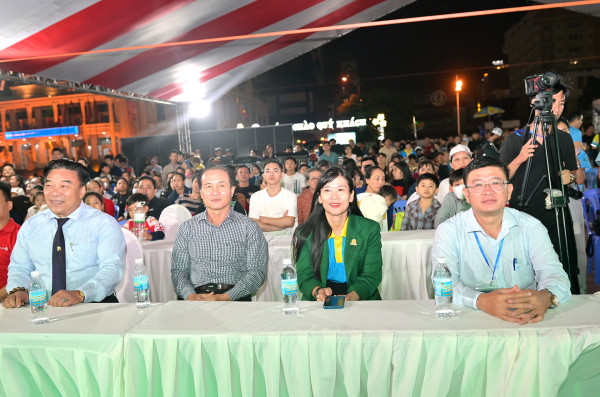 Bế mạc Giải Nha Trang Night Run Sanvinest - Báo Khánh Hòa 2024: Khép lại giải chạy đêm lần đầu tiên tại Nha Trang thành công rực rỡ