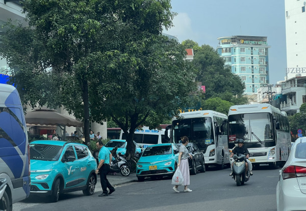Sẽ cấm ô tô trên 29 chỗ lưu thông vào trung tâm TP. Nha Trang