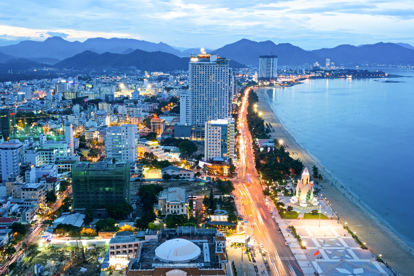 Nha Trang là thị trường được giới đầu tư để mắt nhờ lợi thế về du lịch, hạ tầng đồng bộ