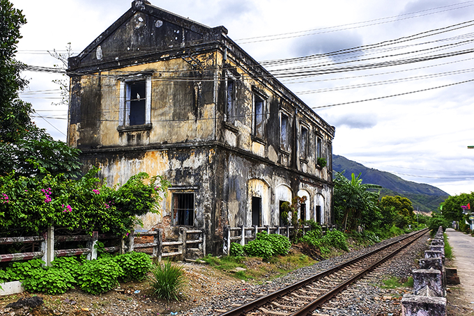 Ga Phú Vinh bị bỏ hoang nhiều năm.