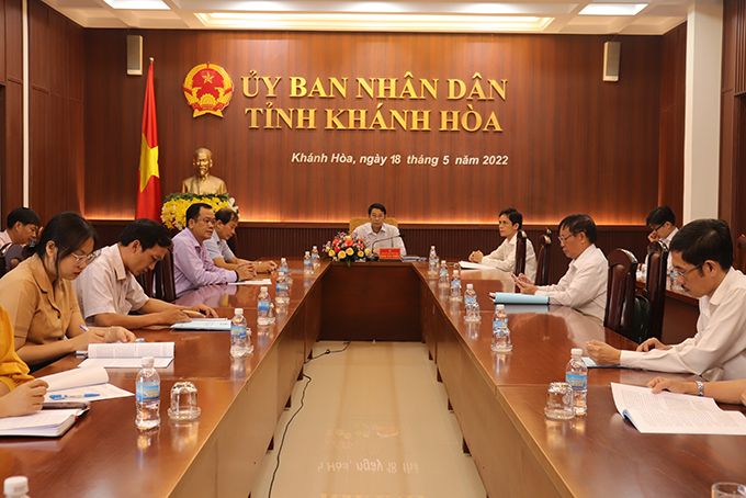 Các đại biểu tham dự hội nghị tại điểm cầu Khánh Hòa.