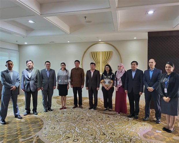 Đại diện thường trực của các nước ASEAN tham dự Cuộc họp lần thứ 67 của Nhóm đặc trách Sáng kiến liên kết ASEAN (IAI) tại trụ sở Ban thư ký ASEAN ở Jakarta, Indonesia. (Ảnh: TTXVN phát)