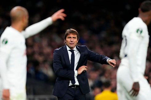 Antonio Conte đang nhận được sự ủng hộ tuyệt đối của Tottenham.