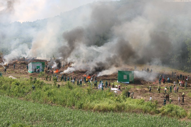 Tình huống giả định các lực lượng chữa cháy rừng tại thôn Hòn Dù, xã Khánh Nam.