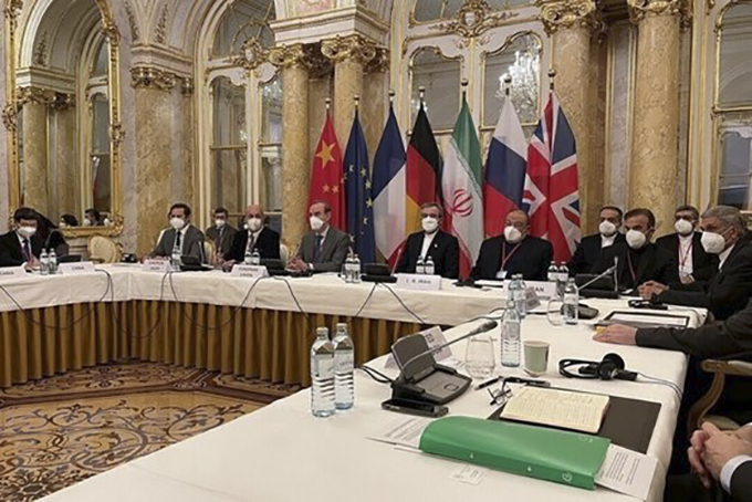 Các đại biểu dự vòng đàm phán về khôi phục thoả thuận hạt nhân Iran ở Vienna, Áo. (Ảnh: IRNA/TTXVN)