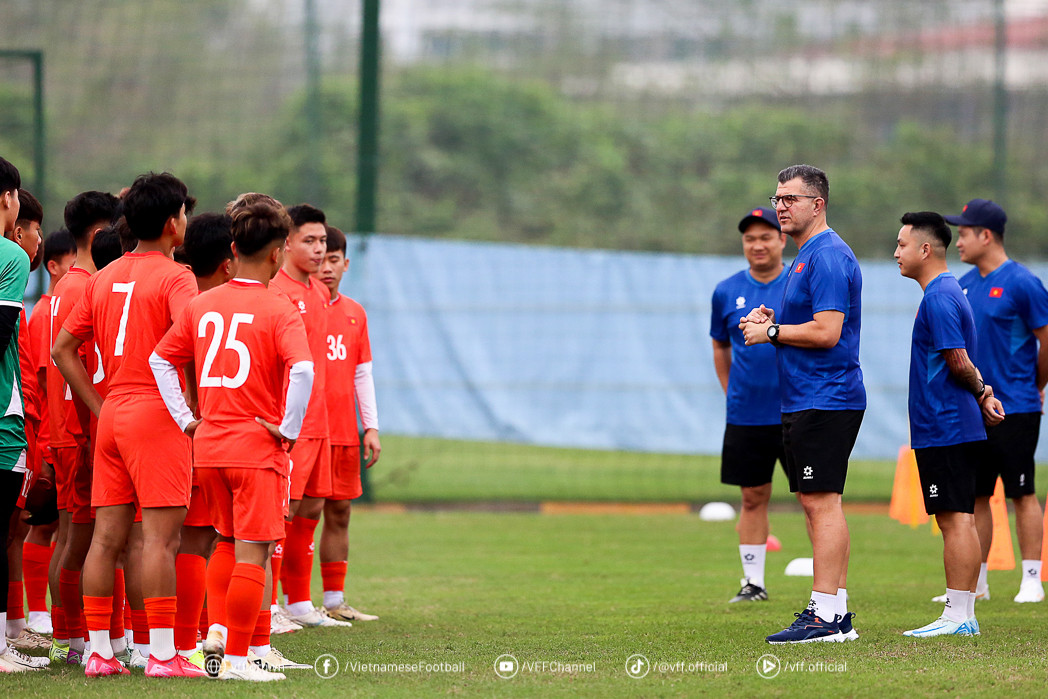 Tuyển U17 Việt Nam tập trung chuẩn bị cho vòng chung kết U17 châu Á tại Saudi Arabia tới. (Nguồn: VFF)